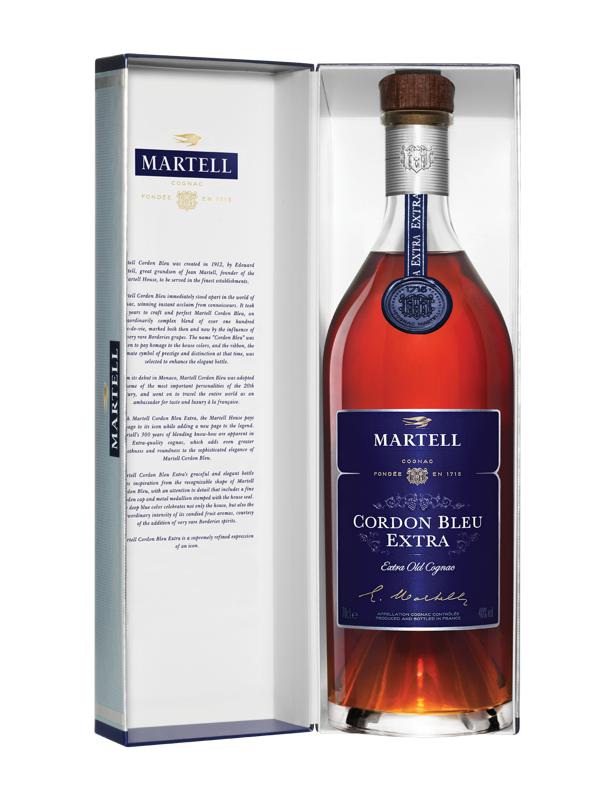 Martell Cordon Bleu Extra - open box 70cl packshot HD cut out_large
